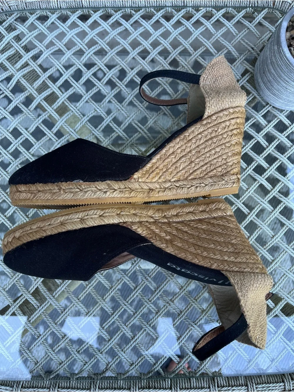 Viscata Barcelona Woman’s Black Canvas And Jute Espadrille Wedge Heels Sz 39